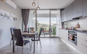Siena Living Apartment
